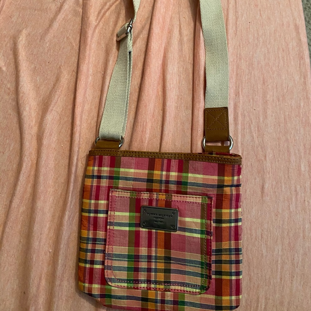 Tommy Hilfiger Crossbody Bag